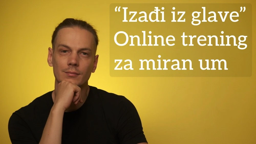 🔒 Osiguraj svoje mjesto na treningu Luka Šolta u crnoj majici uz natpis "Izađi iz glave, online trening za miran um"